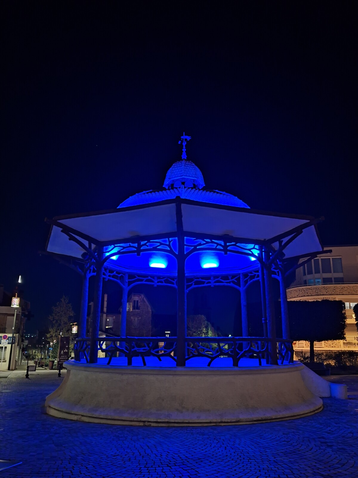 Avec le mode nuit activé Avec le mode nuit activé
